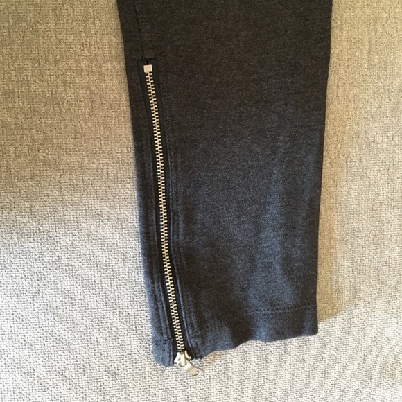 Gap Leggings with Zippers - Picture 3 of 5